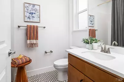 1201 Del Rancho Way, Petaluma, CA 94954 - Photo 24