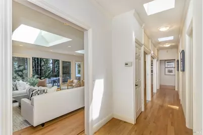 1065 Meadowsweet Drive, Corte Madera, CA 94925 - Photo 10