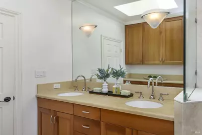 1065 Meadowsweet Drive, Corte Madera, CA 94925 - Photo 22
