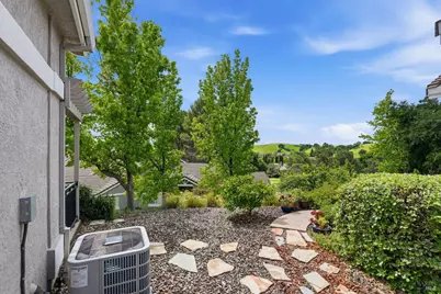 3247 Corte Valencia, Fairfield, CA 94534 - Photo 30