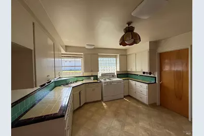 327 S Franklin Street, Fort Bragg, CA 95437 - Photo 8