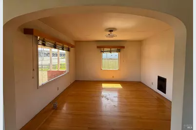 327 S Franklin Street, Fort Bragg, CA 95437 - Photo 6