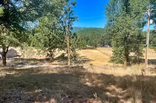 46145 Meadow Ln, Laytonville, CA 95454 - Photo 14