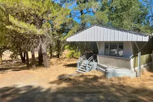 46145 Meadow Ln, Laytonville, CA 95454 - Photo 2