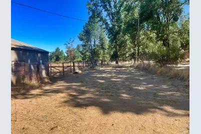 46145 Meadow Lane, Laytonville, CA 95454 - Photo 22