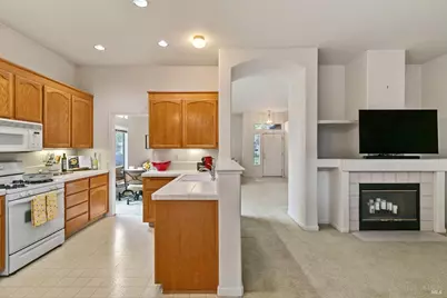 2361 Mountain View Court, Fairfield, CA 94534 - Photo 8