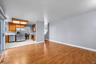 1820 Howard Dr, Windsor, CA 95492 - Photo 12