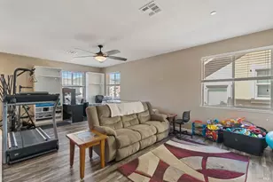 2126 Yellow Rose Cir, Fairfield, CA 94534 - Photo 14