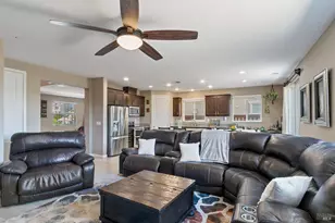 2126 Yellow Rose Cir, Fairfield, CA 94534 - Photo 8