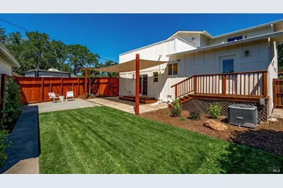 18428 4th Avenue, Sonoma, CA 95476 - Photo 8