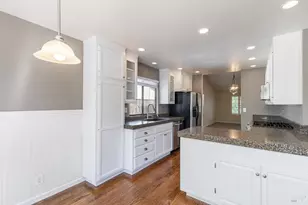 2387 Lujo Ct, Santa Rosa, CA 95403 - Photo 14