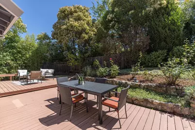 1018 Oakmont Court, Napa, CA 94559 - Photo 44