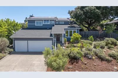 1018 Oakmont Court, Napa, CA 94559 - Photo 2