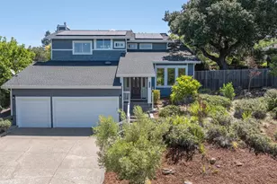 1018 Oakmont Ct, Napa, CA 94559 - Photo 2