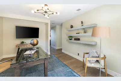 1018 Oakmont Court, Napa, CA 94559 - Photo 24