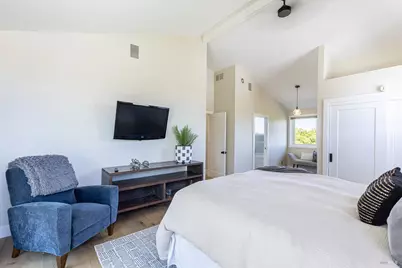 1018 Oakmont Court, Napa, CA 94559 - Photo 28