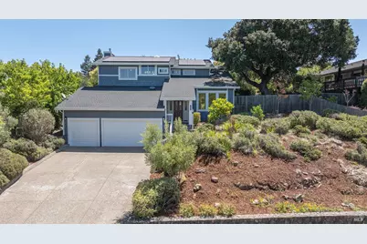 1018 Oakmont Court, Napa, CA 94559 - Photo 26