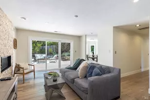 1018 Oakmont Ct, Napa, CA 94559 - Photo 18