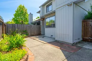 2306 Maher Dr, Santa Rosa, CA 95405 - Photo 4