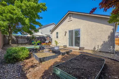 244 Somerville Drive, Vacaville, CA 95687 - Photo 34