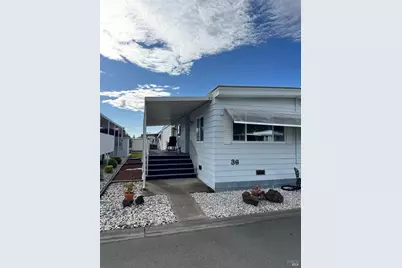 300 E H Street #36, Benicia, CA 94510 - Photo 2