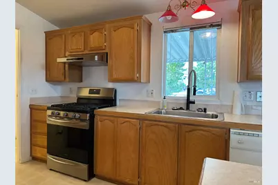 220 Ricardo Avenue, Santa Rosa, CA 95407 - Photo 8