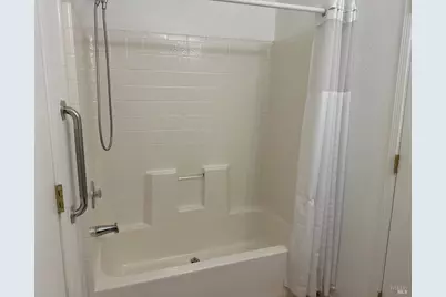 220 Ricardo Avenue, Santa Rosa, CA 95407 - Photo 16