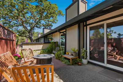 28 Elan Way, Napa, CA 94559 - Photo 32