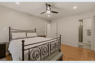28 Elan Way, Napa, CA 94559 - Photo 16