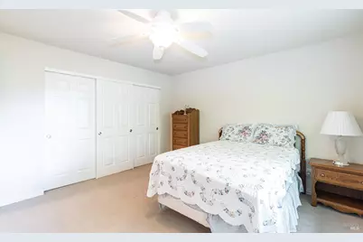 7121 Oak Leaf Drive, Santa Rosa, CA 95409 - Photo 14