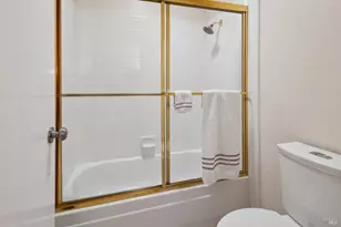 109 Pelican Ln, Novato, CA 94949 - Photo 38