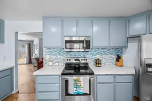 1012 Murre Way, Suisun City, CA 94585 - Photo 10