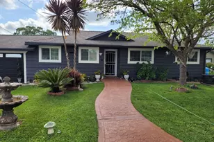 2293 W Hearn Ave, Santa Rosa, CA 95407 - Photo 1