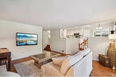 301 Portsmouth Avenue, Vacaville, CA 95687 - Photo 18