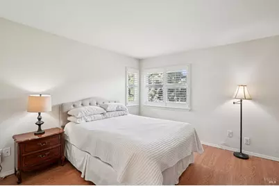 301 Portsmouth Avenue, Vacaville, CA 95687 - Photo 38