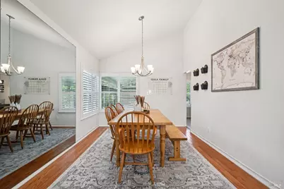 301 Portsmouth Avenue, Vacaville, CA 95687 - Photo 8