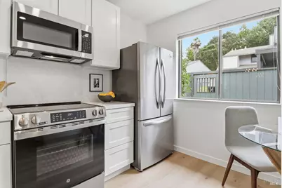 318 Sylvia Way, San Rafael, CA 94903 - Photo 10
