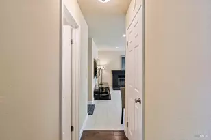 764 Barton Way, Benicia, CA 94510 - Photo 14