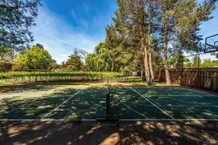 10 Oak Tree Dr, Santa Rosa, CA 95401 - Photo 4