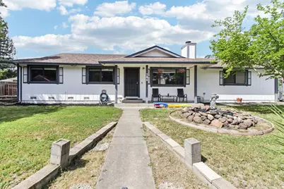 704 Daybrook Drive, Windsor, CA 95492 - Photo 1