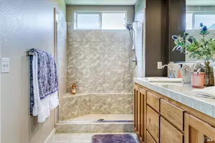 312 Cottage Ct, Cloverdale, CA 95425 - Photo 14