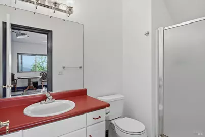 18387 N Shore Drive, Hidden Valley Lake, CA 95467 - Photo 32