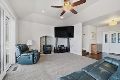 18387 N Shore Drive, Hidden Valley Lake, CA 95467 - Photo 8