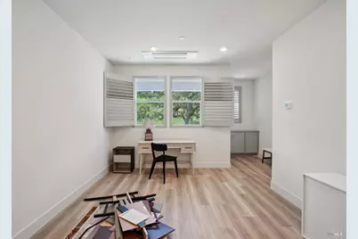 218 Verandah Avenue, Novato, CA 94945 - Photo 12