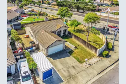 1500 Bella Vista Drive, Suisun City, CA 94585 - Photo 4