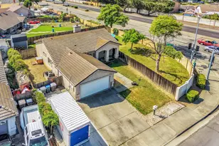 1500 Bella Vista Dr, Suisun City, CA 94585 - Photo 4