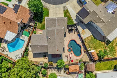 636 Tiburon Court, Vacaville, CA 95687 - Photo 2