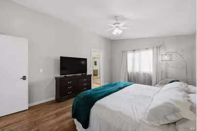 636 Tiburon Court, Vacaville, CA 95687 - Photo 30