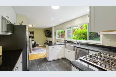 400 Smith Court, Petaluma, CA 94952 - Photo 14