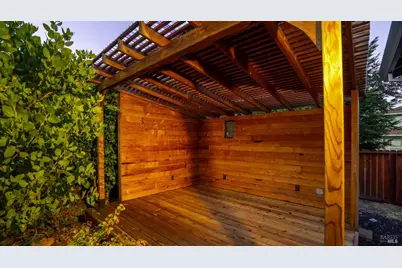 400 Smith Court, Petaluma, CA 94952 - Photo 28